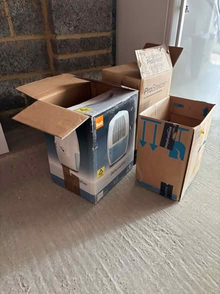 Photo of free Strong boxes and packing material (Berkhamsted HP4) #2