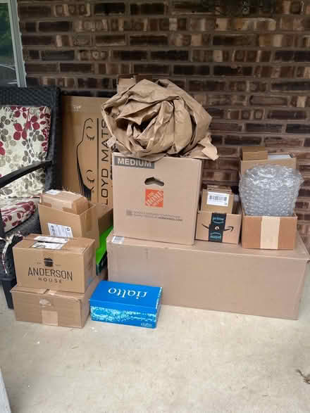 Photo of free Boxes and packing materials (Downers Grove) #1