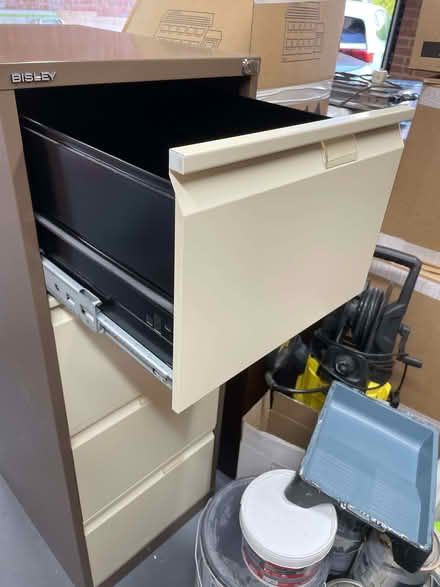 Photo of free Bisley 4-drawer steel filing cabinet (Hazlemere HP15) #2