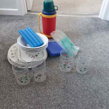 Photo of free Picnic set (Woolton L25) #1