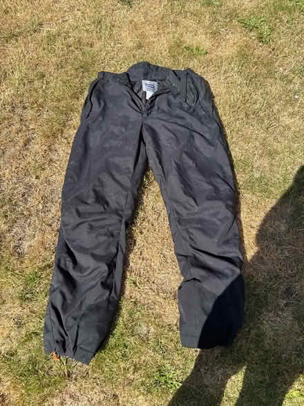 Photo of free Ski trousers M (Kingston KT19) #1