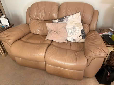 Photo of free Sofa (Hertsmere WD6) #2