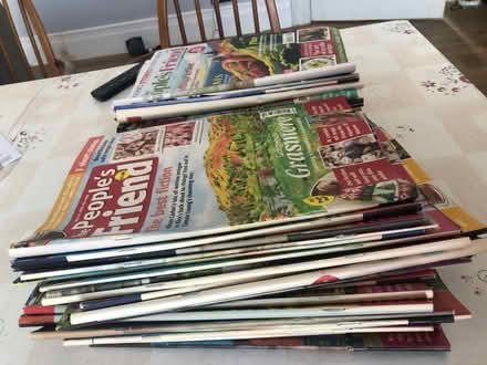 Photo of free People’s Friend Magazines (St Lukes) #3