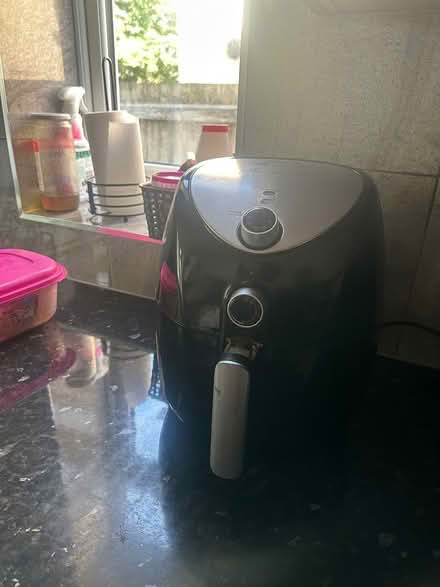 Photo of free Airfryer (Wolverhampton) #2