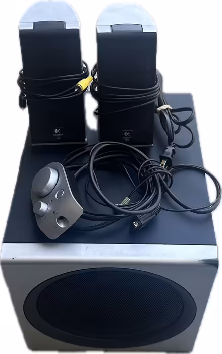 Photo of free Logitech Z-2300 2.1 Speaker System (Deanza Oaks) #1