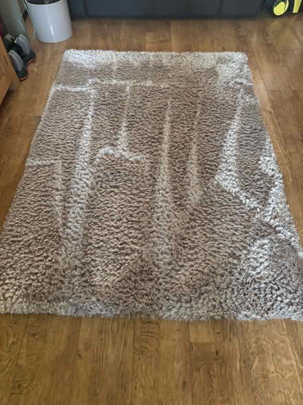 Photo of free Rug (ME10) #1