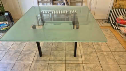 Photo of free Dinner table (Ravenscourt Park W6) #1