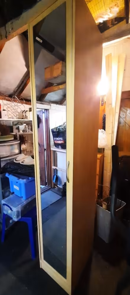 Photo of free Single wardrobe with mirrored door (Kingsteignton TQ12) #3