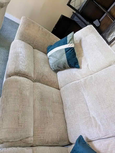 Photo of free Sofa suite (Johnshaven DD10) #1
