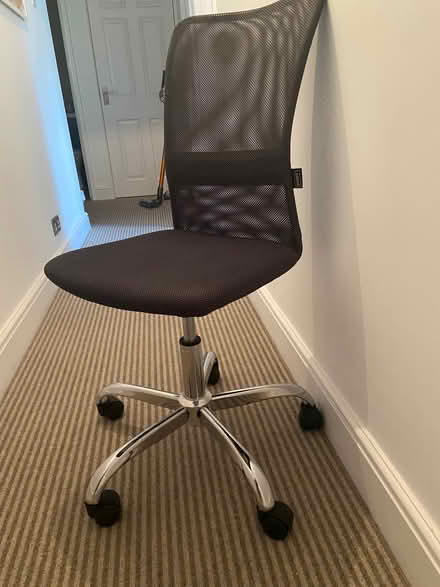Photo of free Swivel office chair (Oadby LE2) #1
