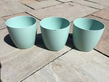 Photo of free 3 Elho cache pots (Lauder TD2) #1
