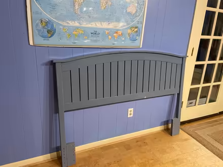 Photo of free Headboard (City of alexandria) #1