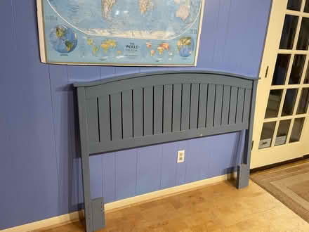 Photo of free Headboard (City of alexandria) #1