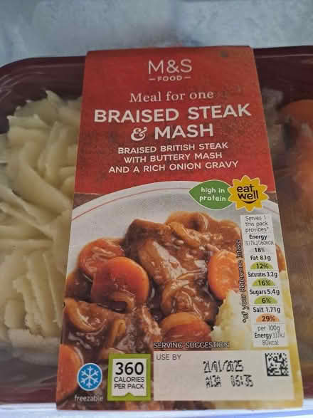 Photo of free M&S frozen Braised Steak & Mash meals x 3 (Meal for one) (Harefield SO19) #1