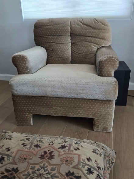 Photo of free Comfy overstuffed chair (Fircrest Sebastopol) #2