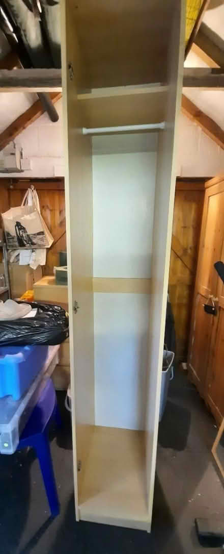 Photo of free Single wardrobe with mirrored door (Kingsteignton TQ12) #2