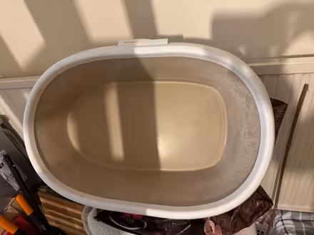 Photo of free 2 cat litter trays (Llandaff CF5) #2