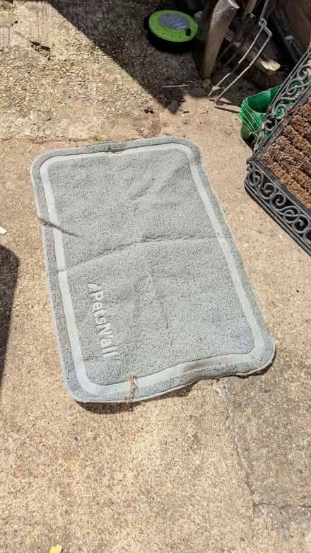 Photo of free Pet litter mat (Loughton IG10) #1