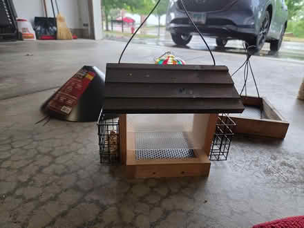 Photo of free Shepherd's hook and bird feeders (Aurora) #1