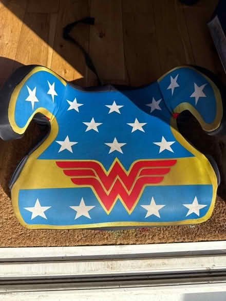 Photo of free Car booster seat (Sanderstead) #1