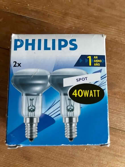 Photo of free Philips 40W spot bulbs screw thread (Colliers Wood SW19) #1