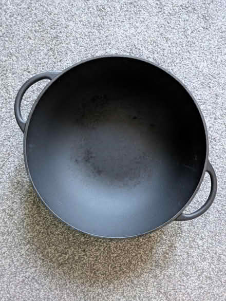 Photo of free Cast iron cooking pan. Barely used (Glasgow G44) #2