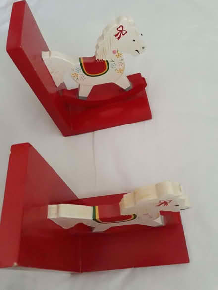 Photo of free Bookends (Sheet GU31) #1