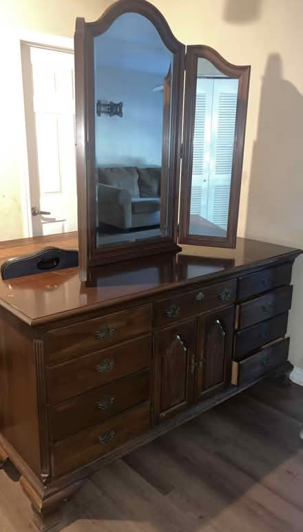 Photo of free Dresser with mirror (East Hillsborough) #1