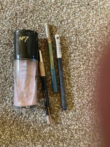 Photo of free Belt , hot water bottle cover and various makeup items (Lawnswood LS16) #3
