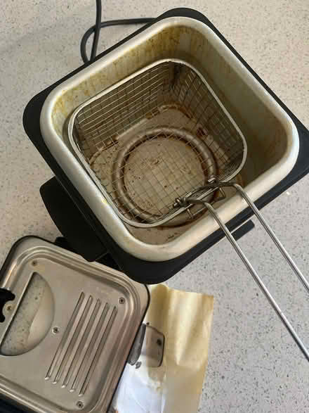 Photo of free Cookworks (Argos) mini deep fryer (BA2) #3