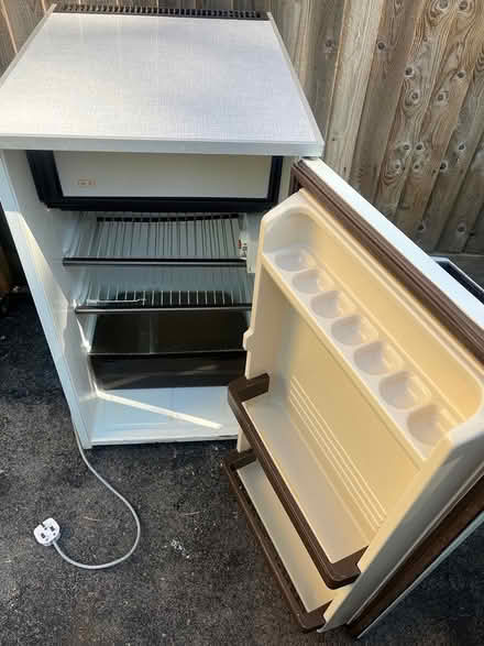 Photo of free Vintage Phillips Bar Fridge (BA2) #3