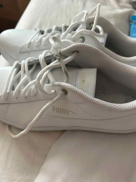 Photo of free Puma size 6.5 new white trainers. (Wycombe HP13) #3