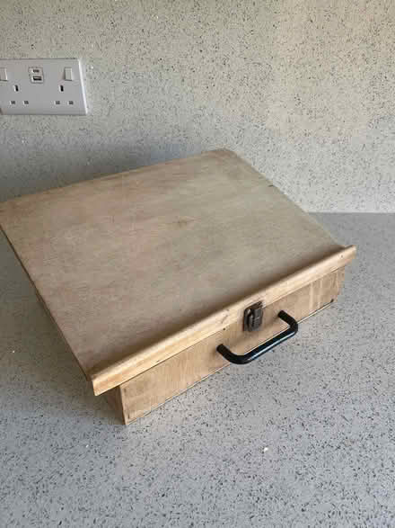 Photo of free Artist case box (BA2) #1