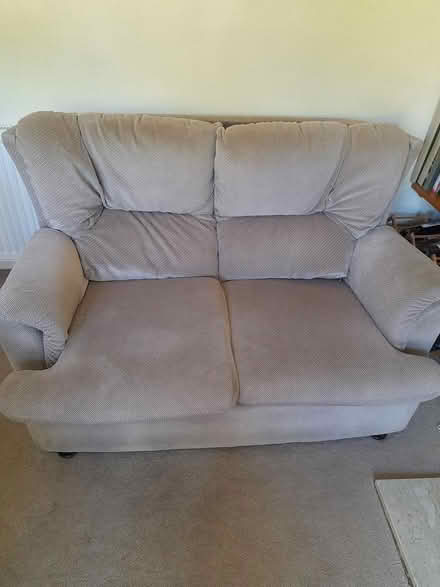 Photo of free 2 seater sofa (Sunbury-on-Thames) #1
