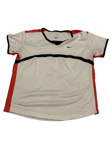 Photo of free Nike Woman’s White Top (Brooklyn Storage) #1