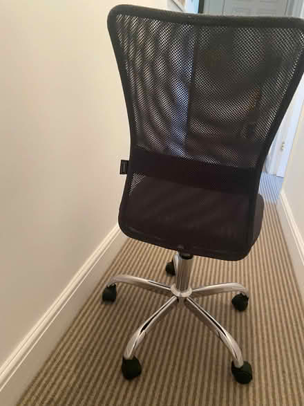 Photo of free Swivel office chair (Oadby LE2) #2