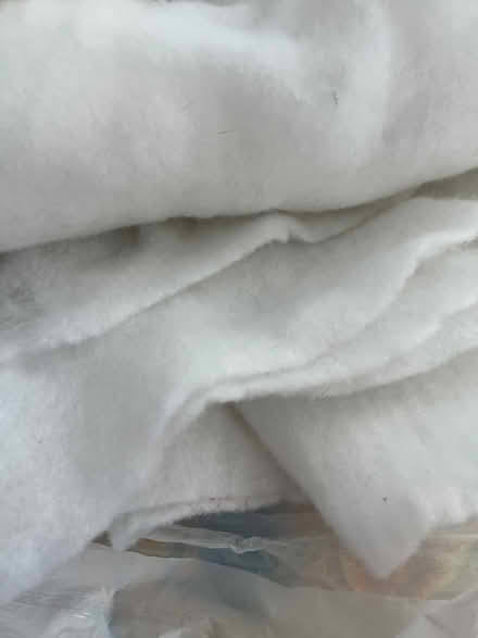 Photo of free white polyfill batting - scraps (Capitol Hill 20002) #1