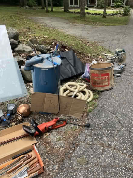 Photo of free Garage Clean Up (Kingston, NH) #4