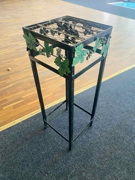 Photo of free Plant stand (Stanton harcourt, OX29) #2