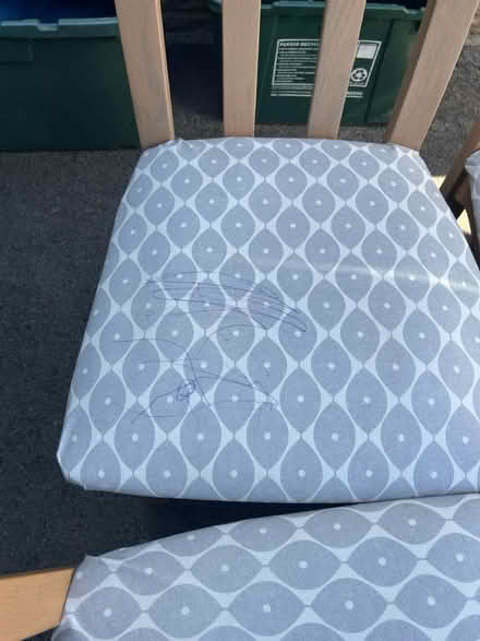 Photo of free 4 dining chairs (BS15) #2
