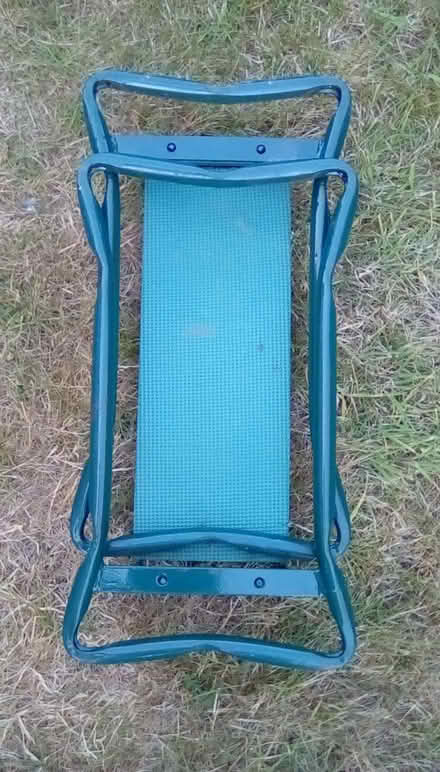 Photo of free Fold up garden kneeler (Lower Earley RG6) #1