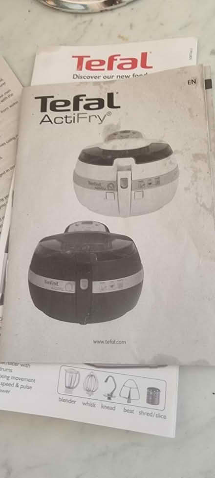 Photo of free Air fryer (CR3 Chaldon) #2