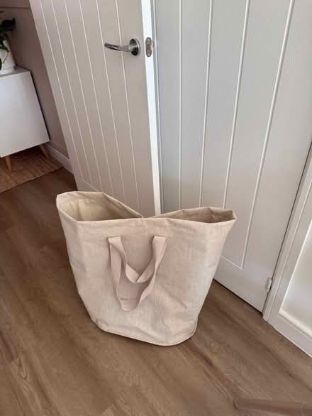 Photo of free Large laundry bag (Whiteley PO15) #1