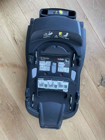 Photo of free Baby car seat (Kew Bridge Road) #3