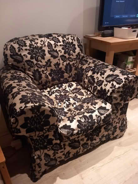 Photo of free Two arm chairs (Surbiton KT6) #3