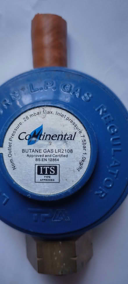 Photo of free calor gas/butane regulator valve (West Marina TN38) #2