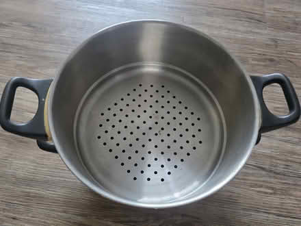 Photo of free Steam tray and pot (Hougang Street 11) #4