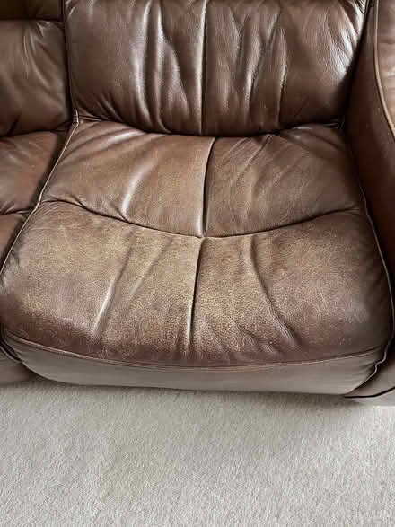 Photo of free 6 piece modular leather sofa from DFS (Whitchurch-On-Thames RG8) #2