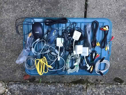 Photo of free Various cables (Haywards Heath RH16) #2