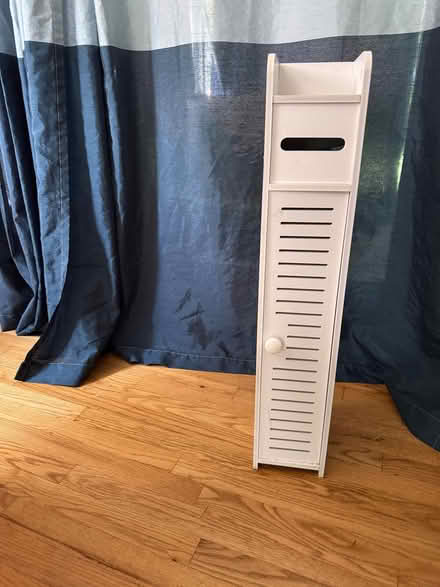 Photo of free Small white bathroom storage (Chevy Chase DC) #1